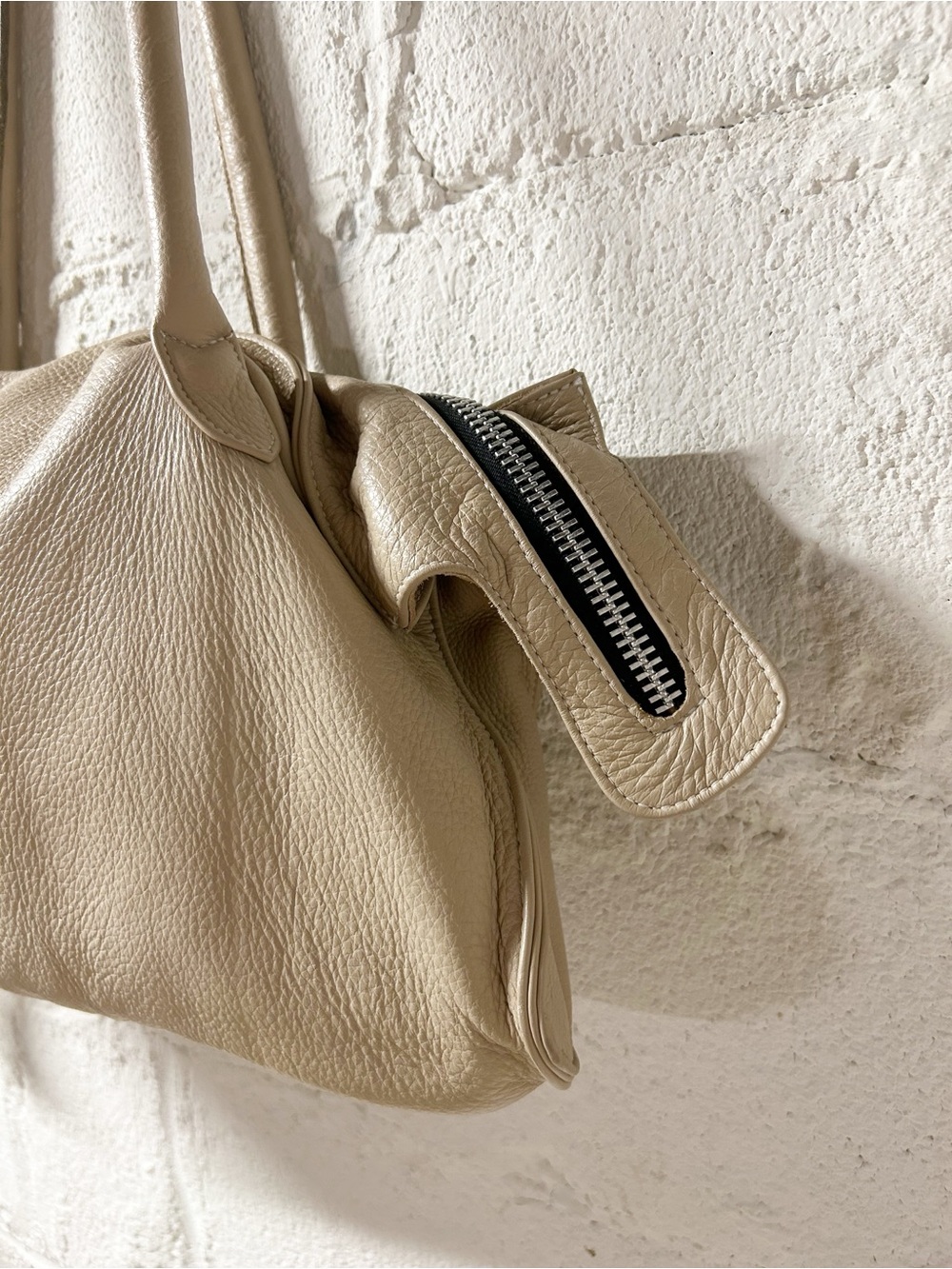 Village Tannery Beige Pebbled Leather Slouchy Shoulder Bag, Design By Sevestet - Picture 3 of 13